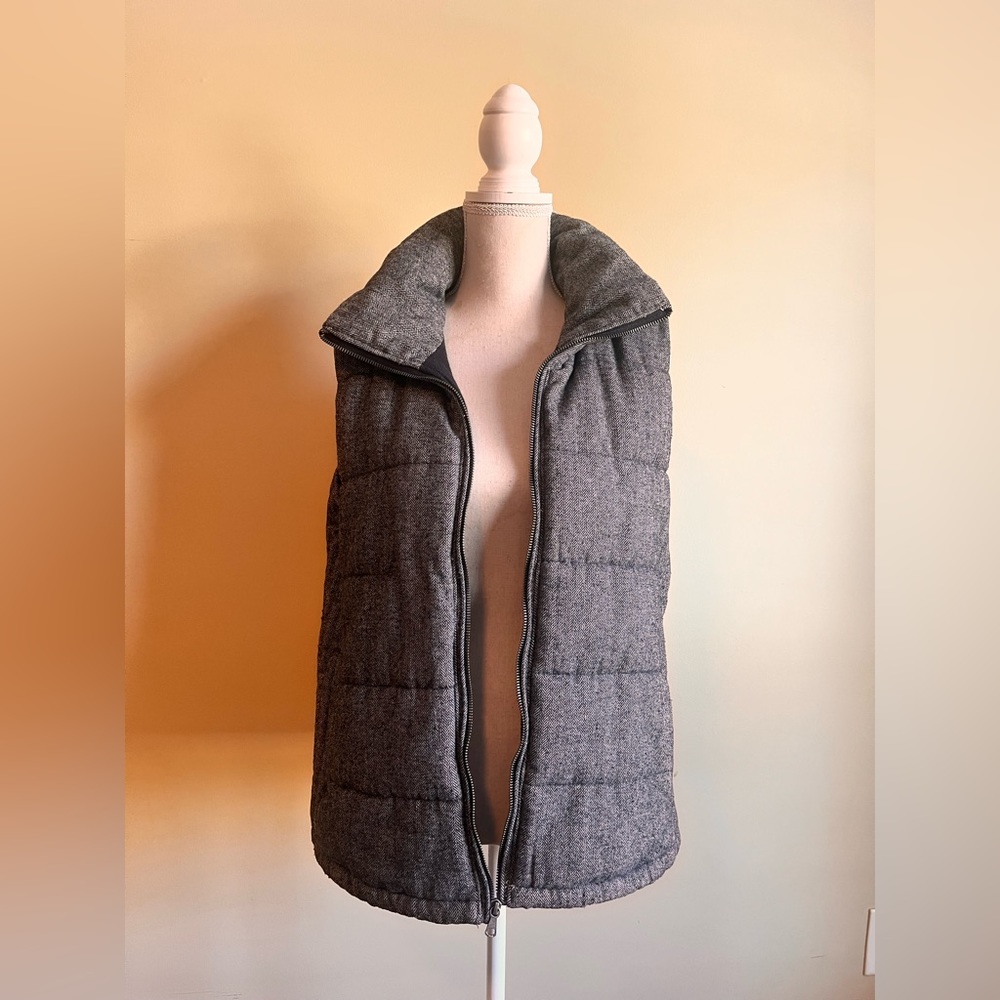 Old Navy Tweed Puffer Vest